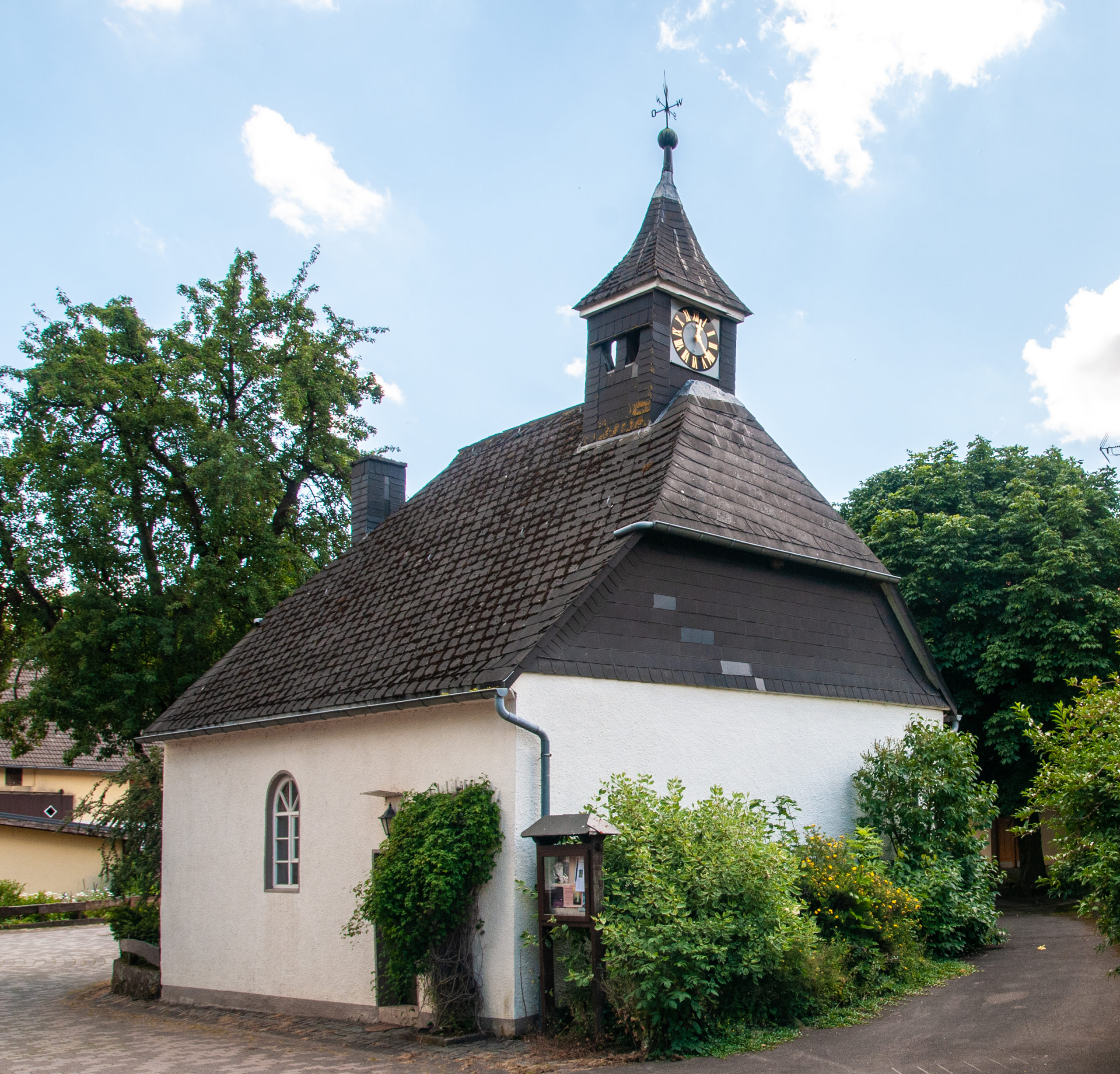 Hemmighausen, Kirche