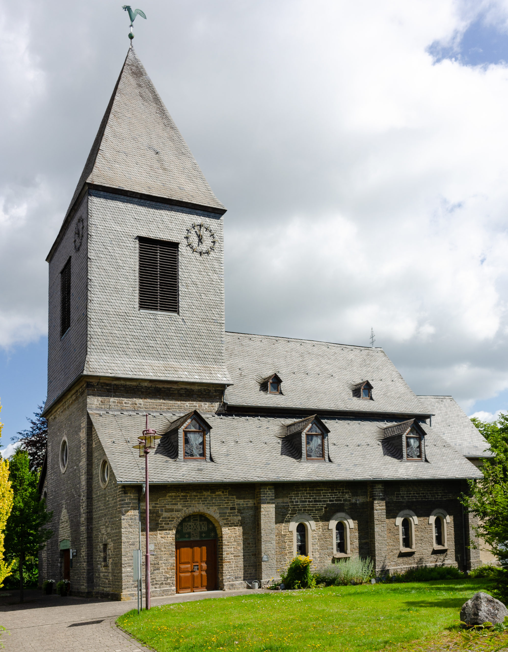 Usseln, Kilianskirche